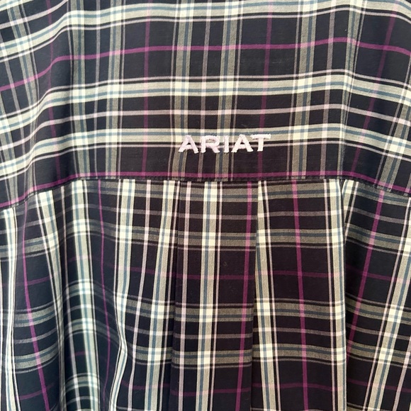 Ariat button down shirt in purple - Picture 5 of 5